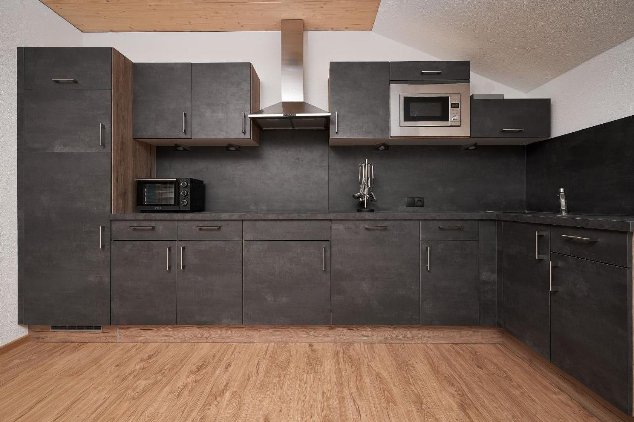 Apart-Hoamatgfuehl Appartement Längenfeld Buitenkant foto