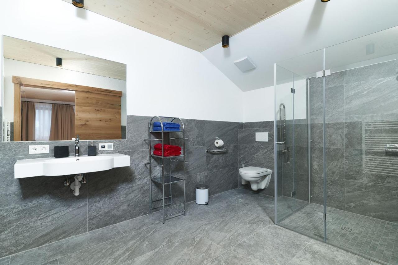 Apart-Hoamatgfuehl Appartement Längenfeld Buitenkant foto