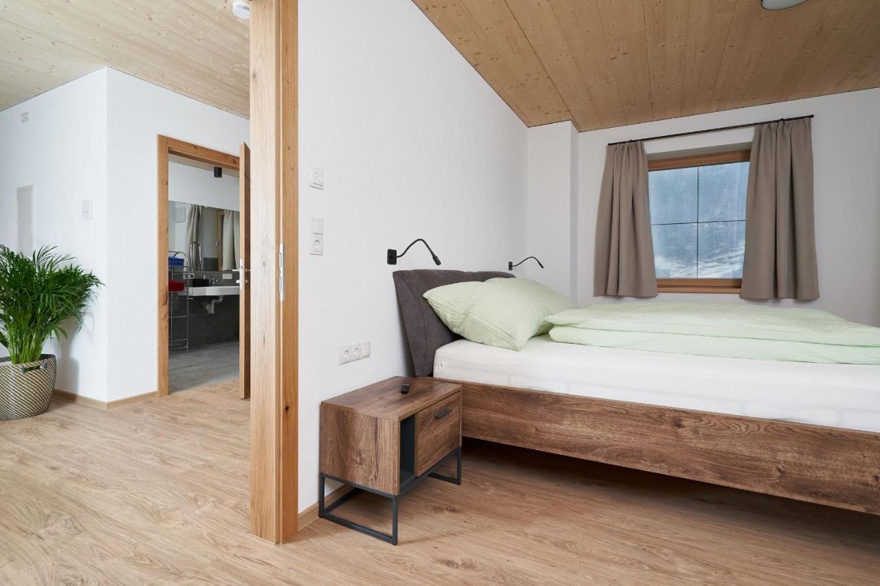 Apart-Hoamatgfuehl Appartement Längenfeld Buitenkant foto